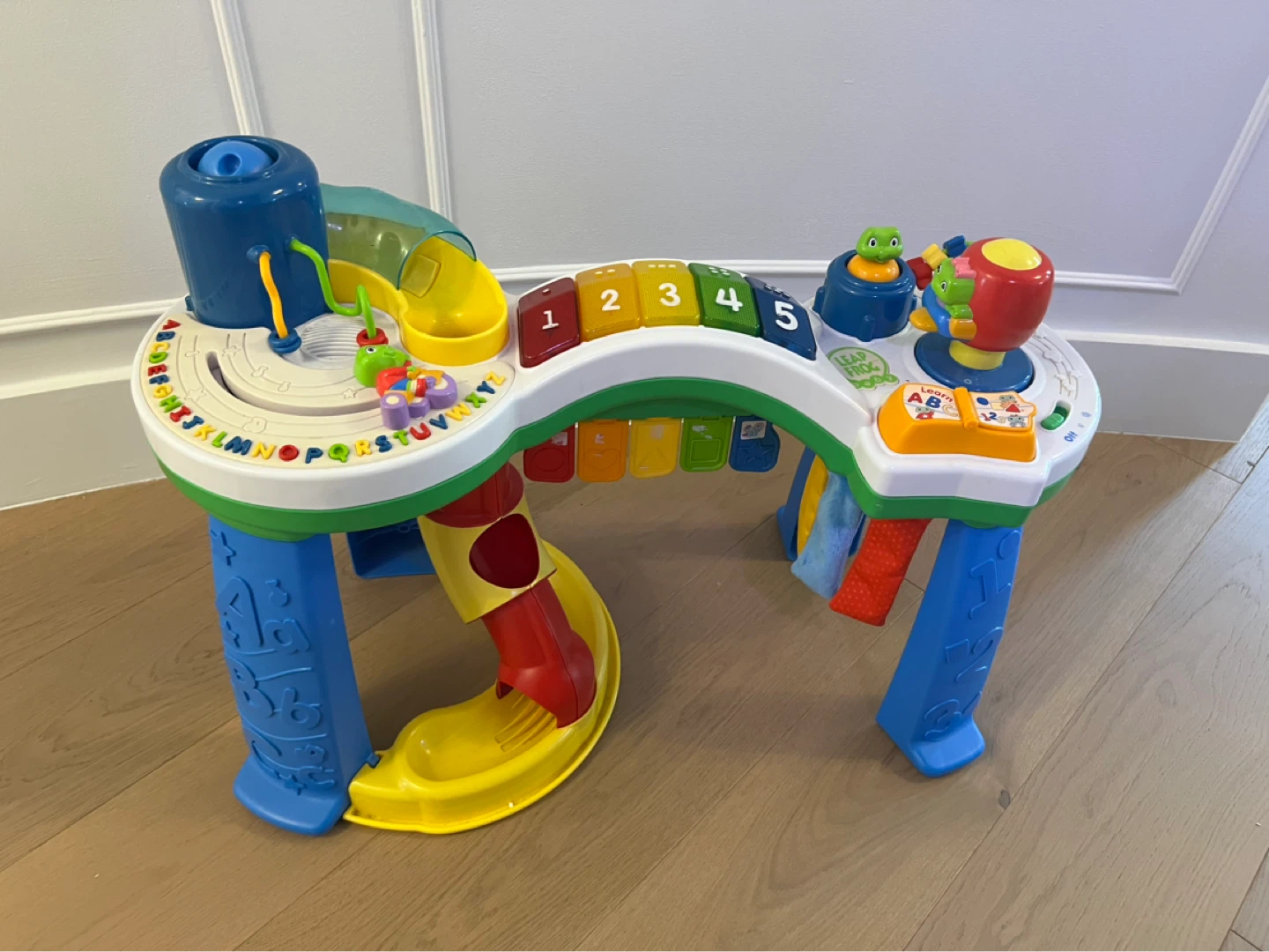 LeapFrog Learn & Groove Musical Activity Table