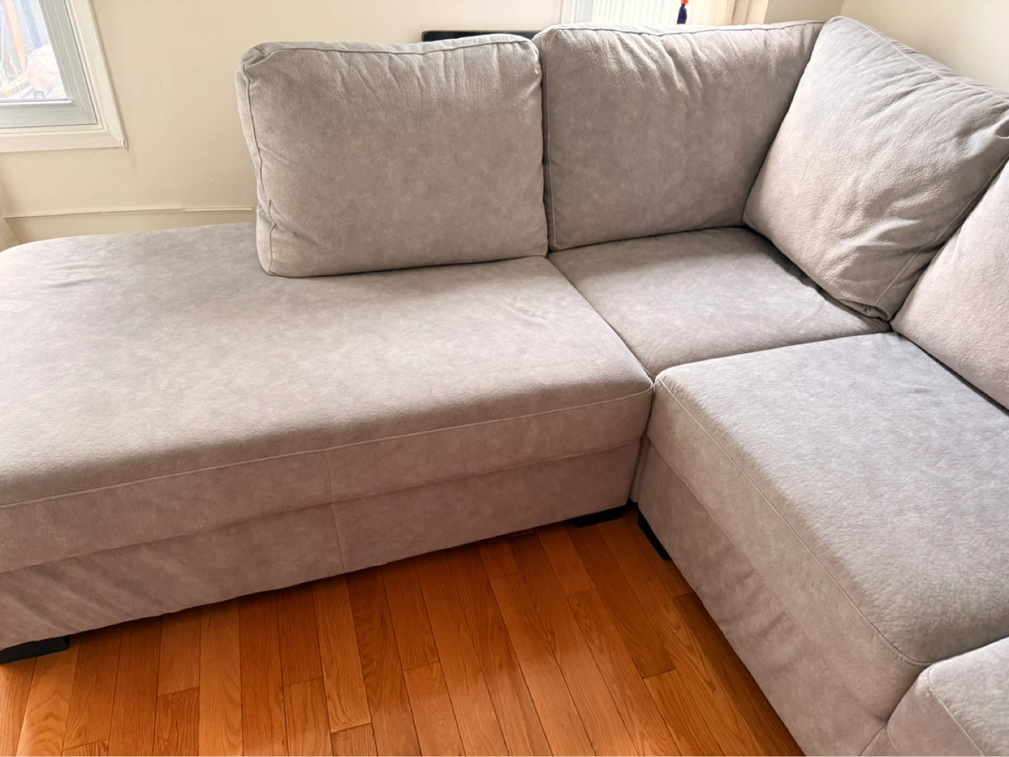 Modern L-Shaped Sectional Sofa – Like New – Barely Used - photo 5