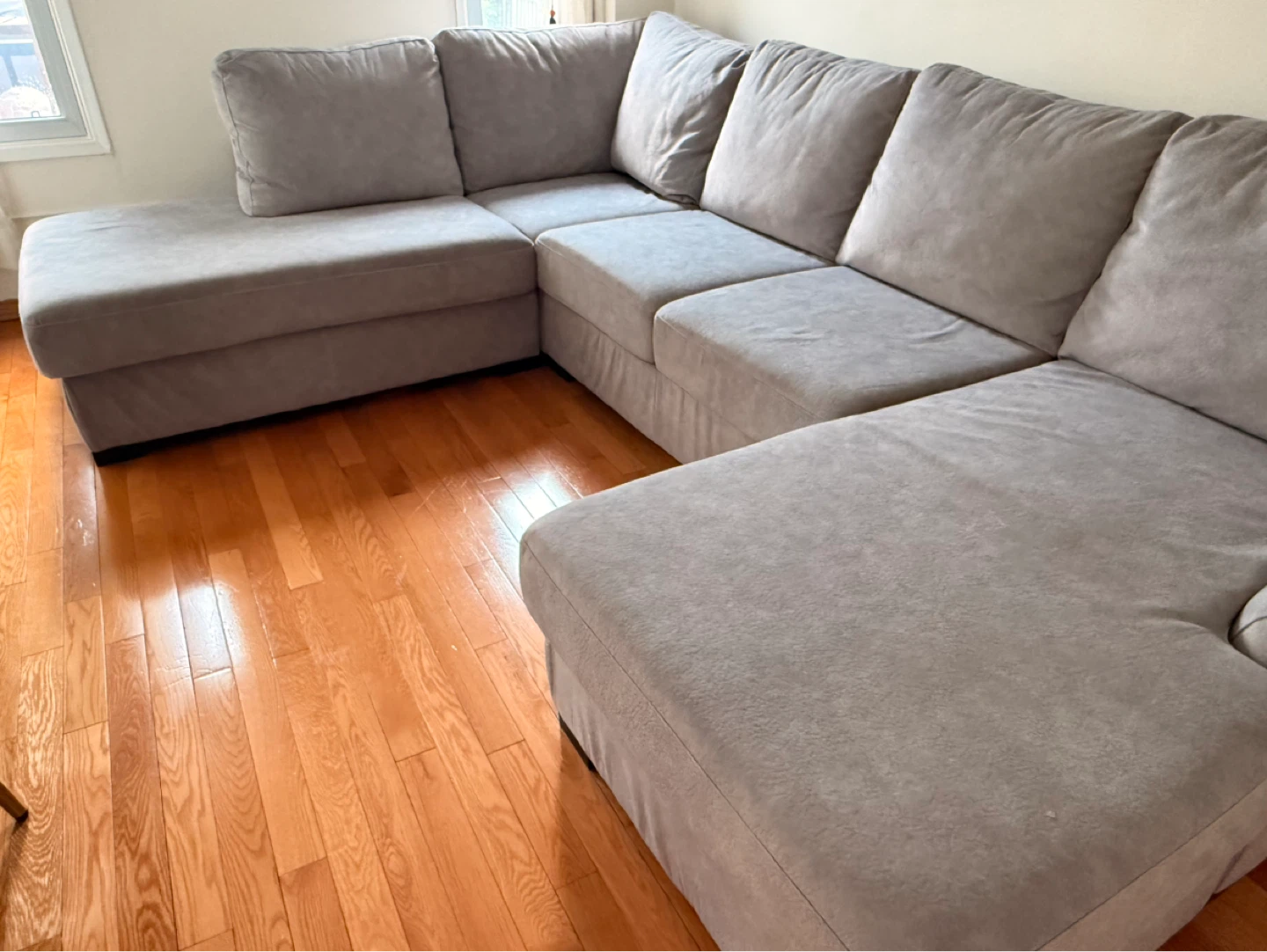 Modern L-Shaped Sectional Sofa – Like New – Barely Used - photo 2