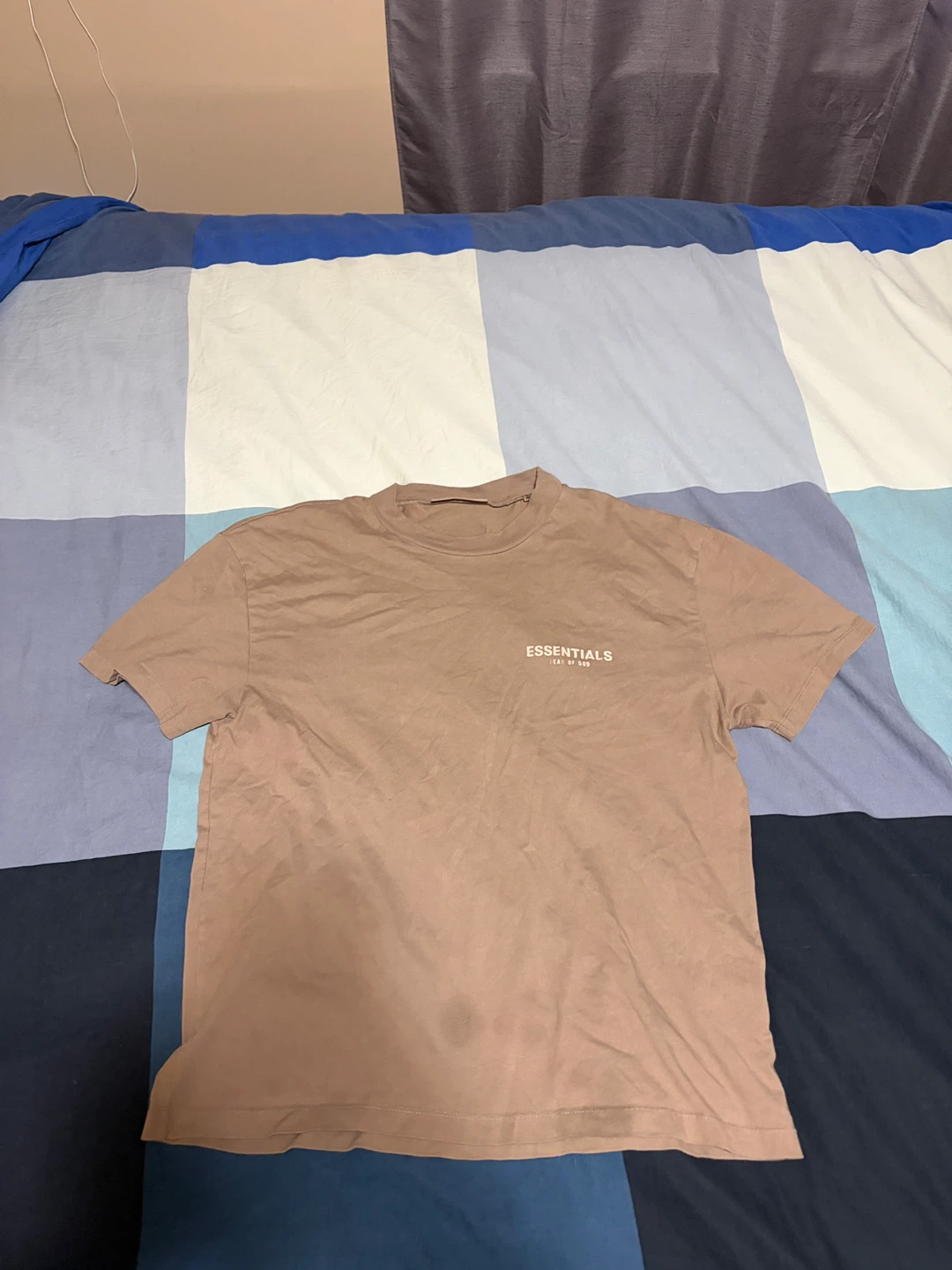 ESSENTIALS Fear of God T-Shirt Size L