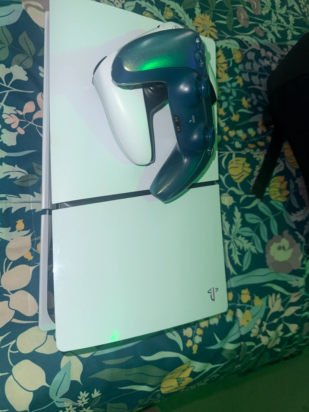 Sony PlayStation 5 Console with DualSense Controller - photo 4
