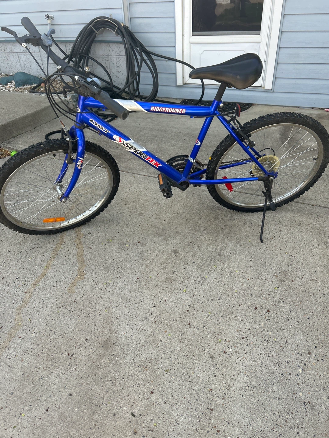 Sportek Ridgerunner Mountain Bike