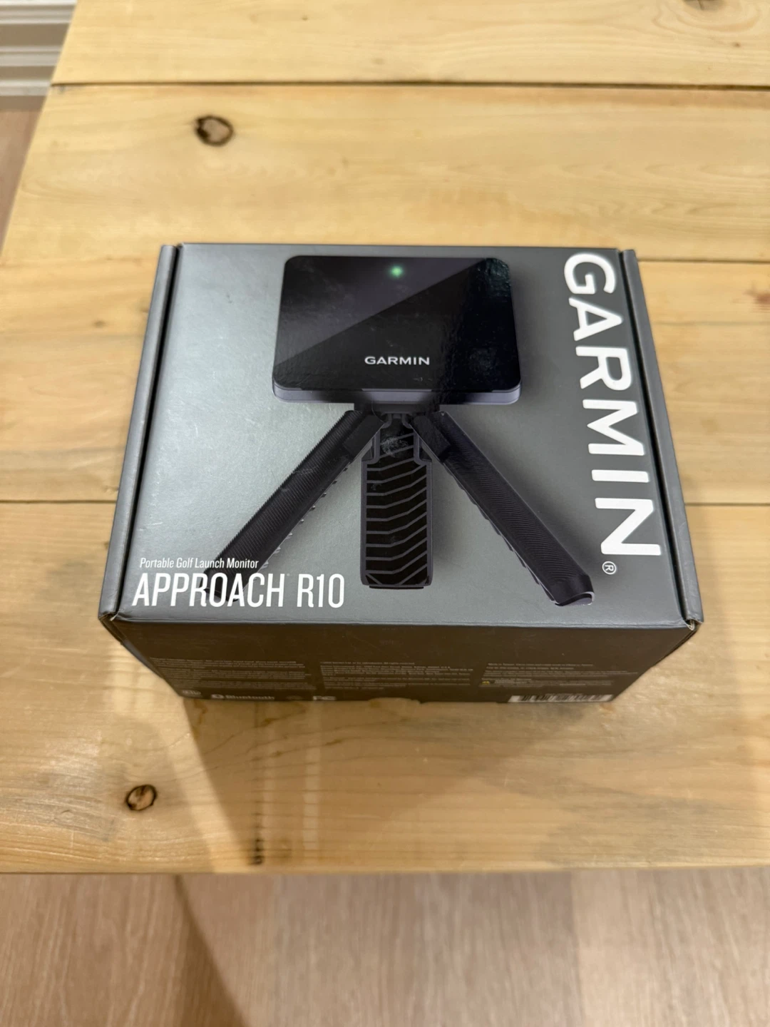 Garmin Approach R10 Portable Golf Launch Monitor