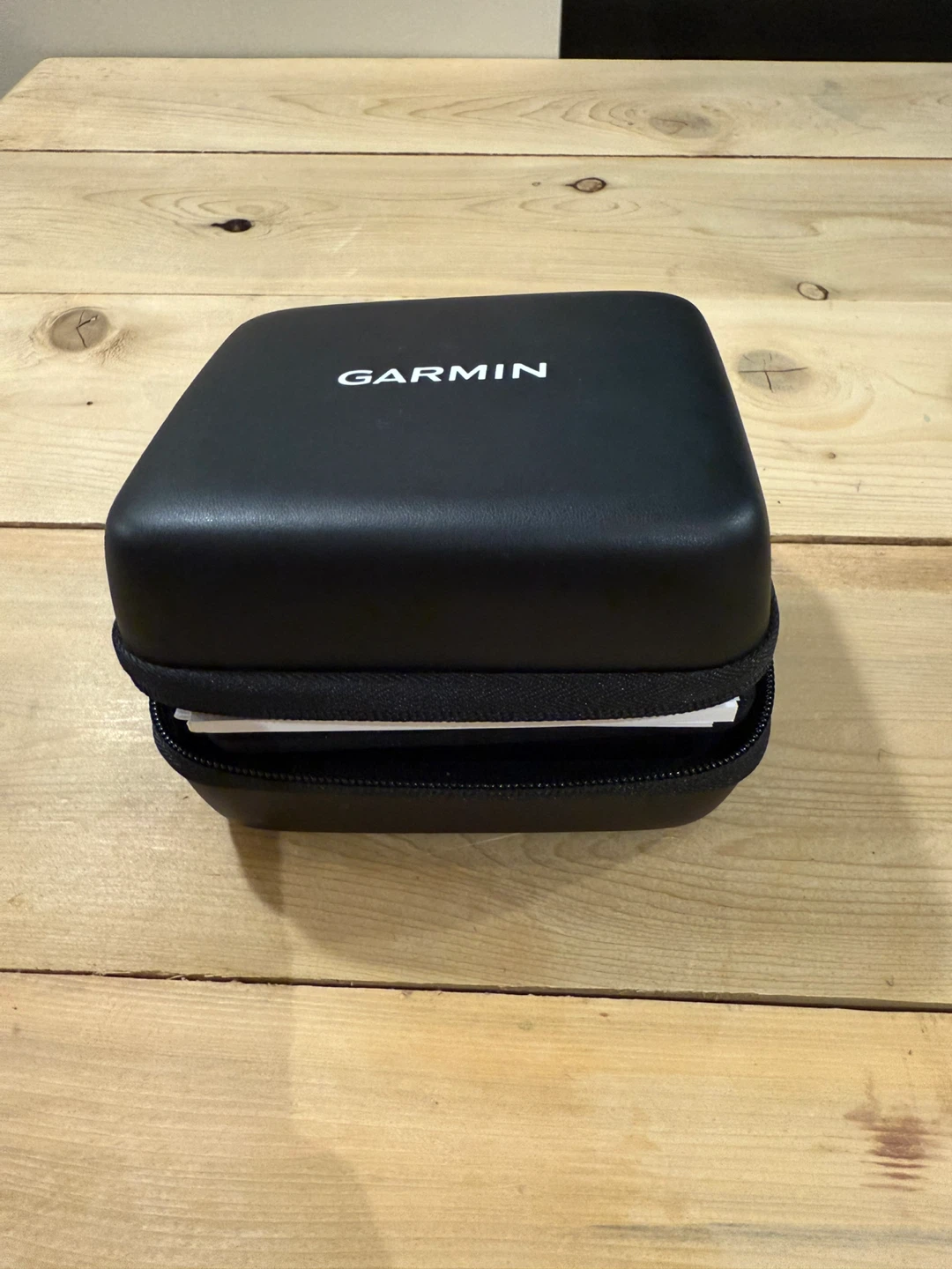 Garmin Approach R10 Portable Golf Launch Monitor - photo 2