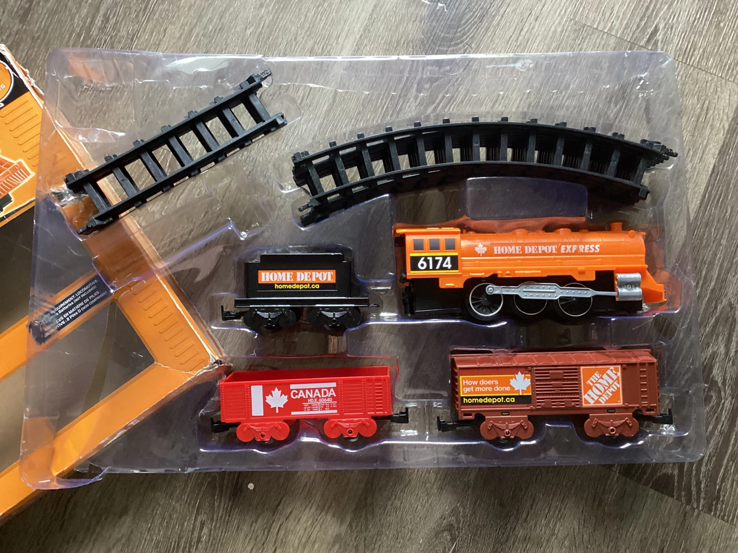 Home Depot Train Set - photo 4