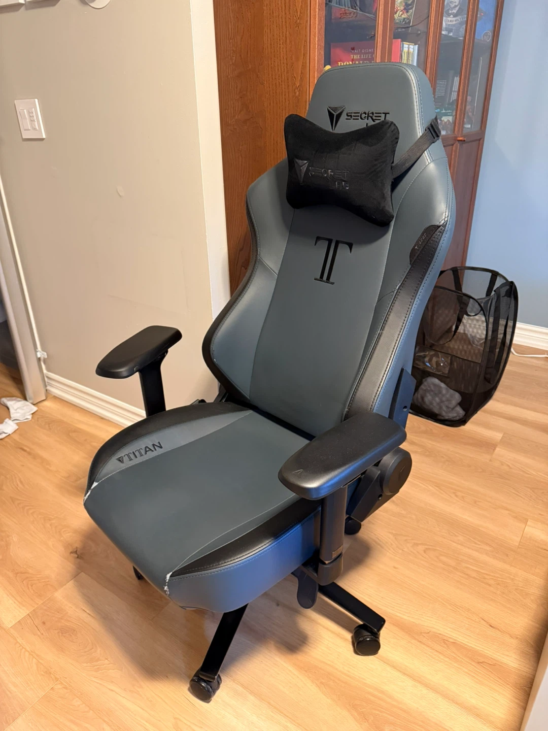 Secretlab TITAN 2020 Series Gaming Chair