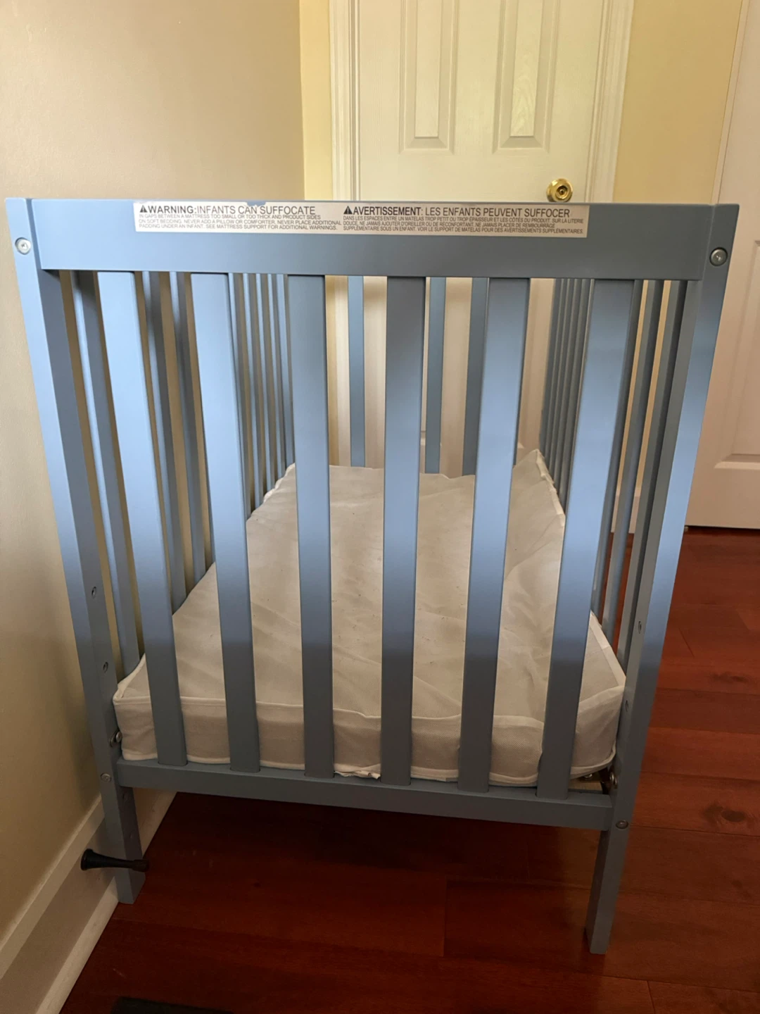 4-in-1 Convertible Mini Crib and Mattress for Sale - photo 2