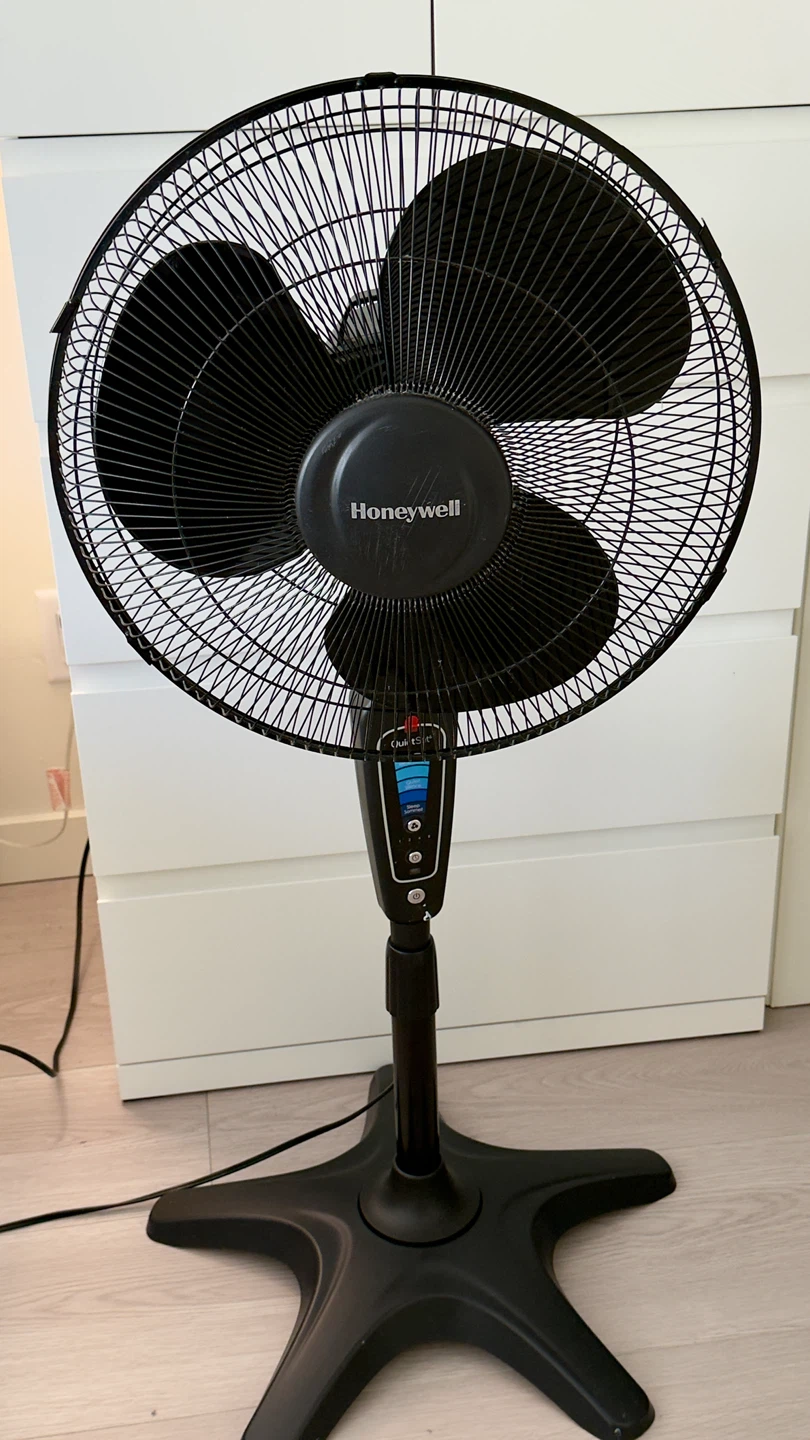Honeywell Pedestal Fan