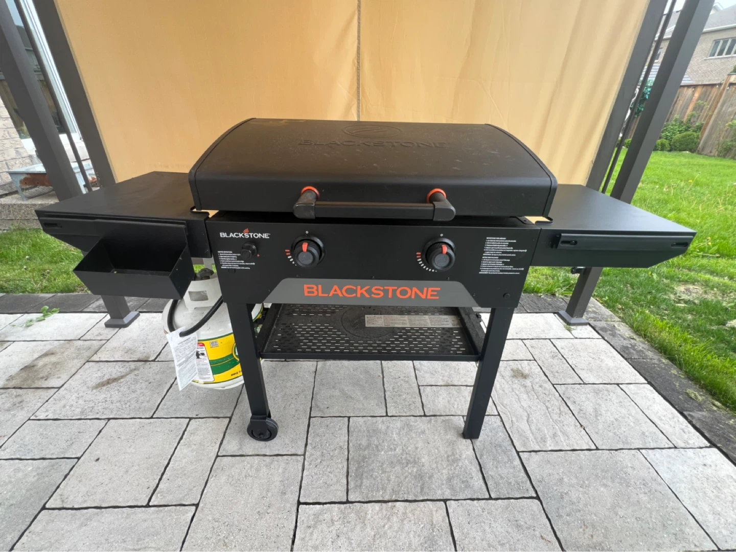 Blackstone  28" OMNIVORE GRIDDLE WITH HOOD - photo 2