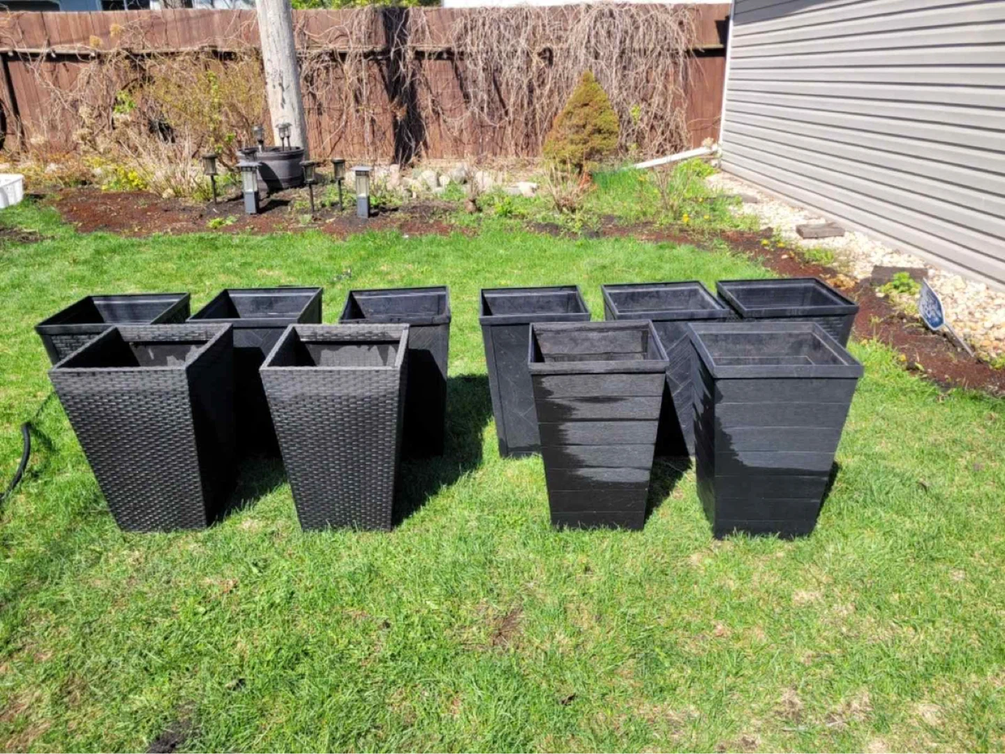 Black Square Planters (Set of 10)