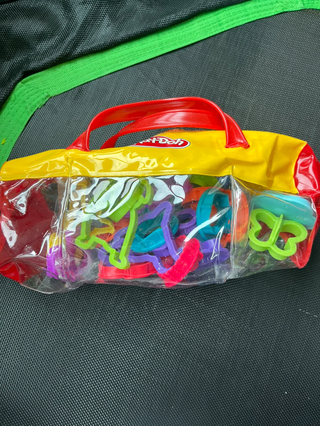 Play-Doh Cutters and Bag - photo 3