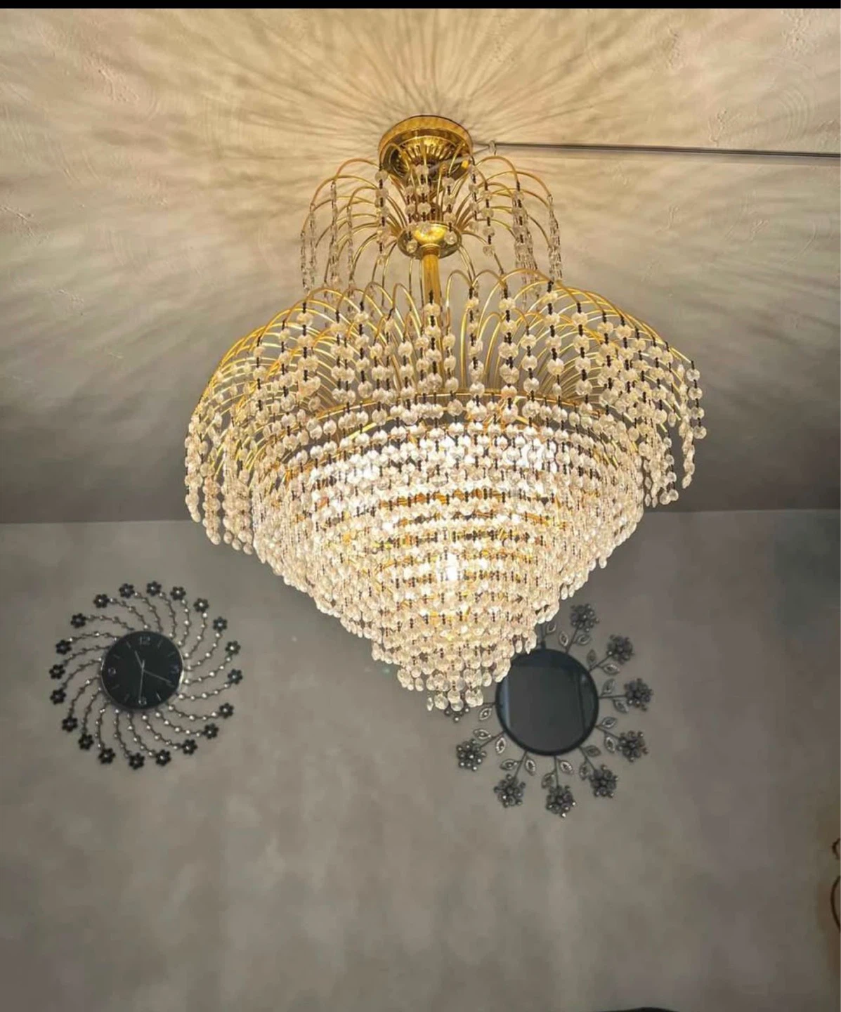 Beautiful chandelier - photo 2