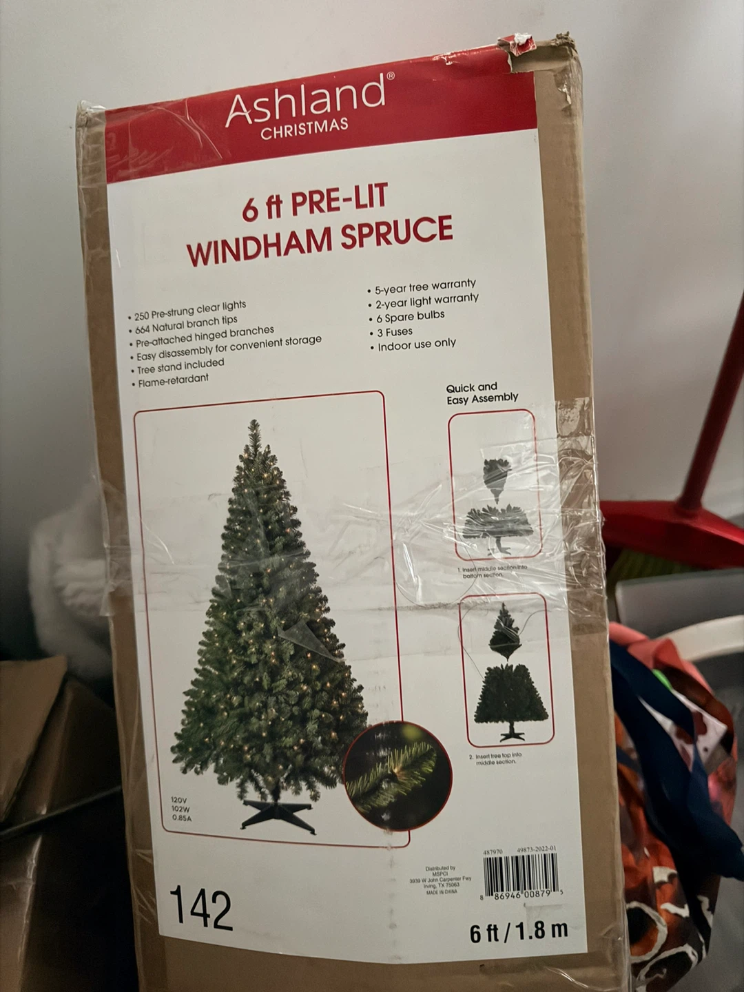 Ashland 6 ft Pre-Lit Windham Spruce Christmas Tree