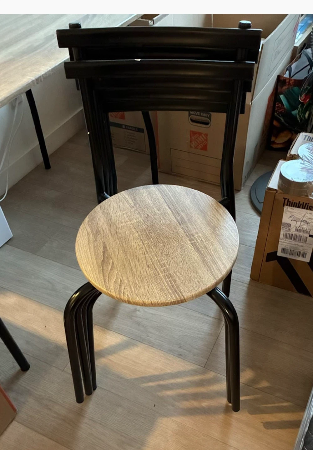 Dining Table with 4 chairs - photo 2