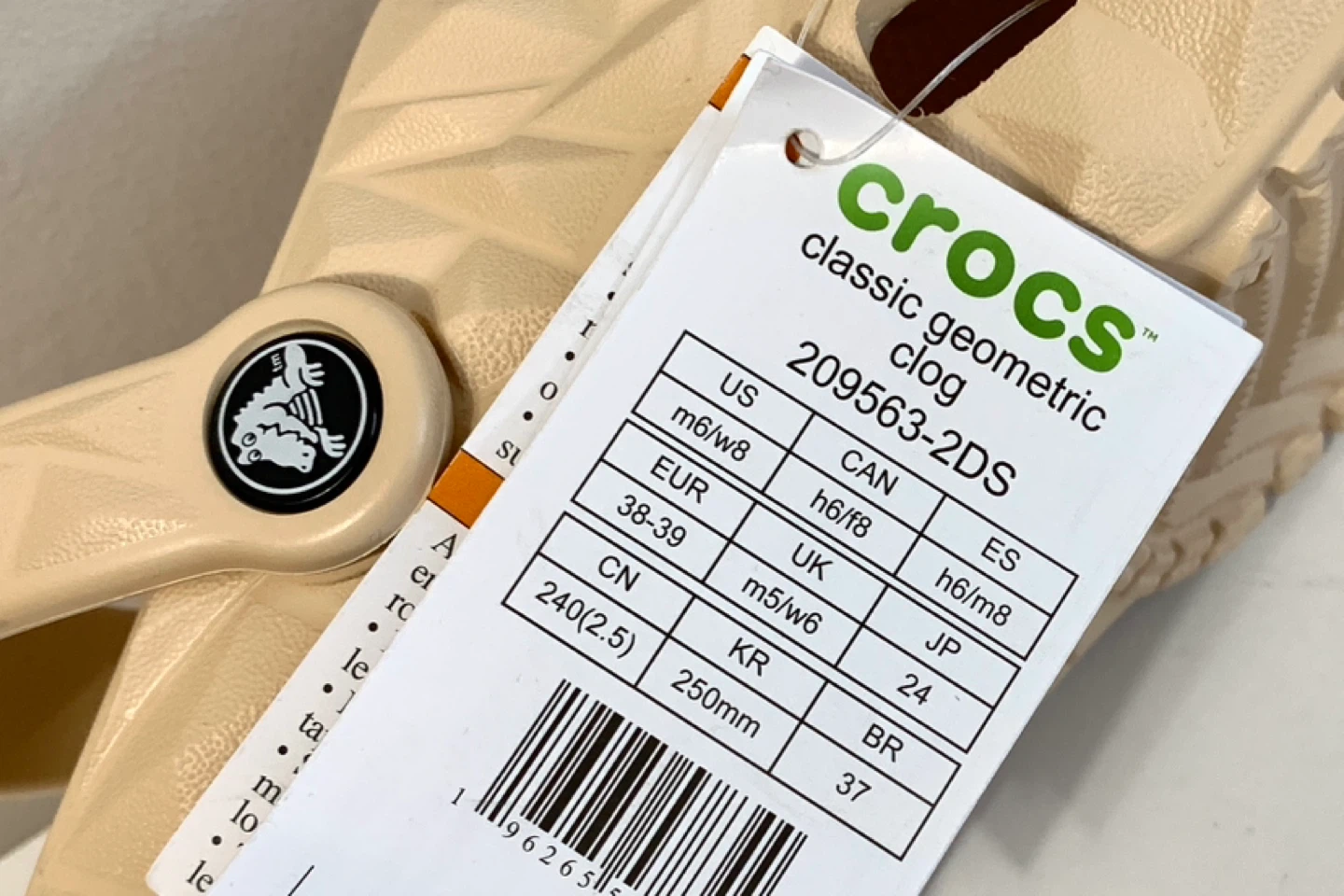 Crocs Womens Size 8 Classic Geometric Clogs/Shoes NEW - photo 4