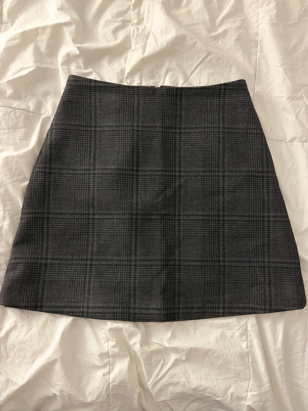 Wilfred Aritzia Grey Plaid Mini Skirt