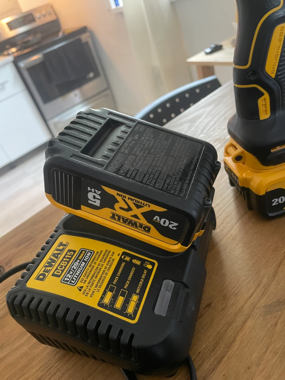 DeWalt 20V XR Lithium Ion Cordless Hammer Drill Combo Kit - photo 2
