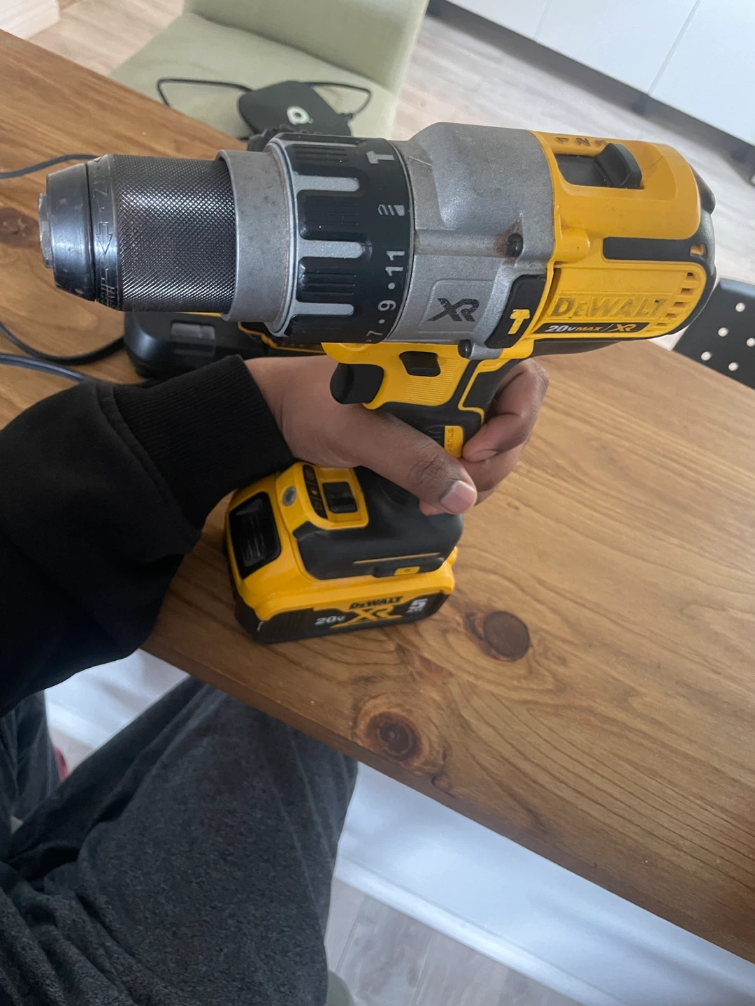 DeWalt 20V XR Lithium Ion Cordless Hammer Drill Combo Kit - photo 3