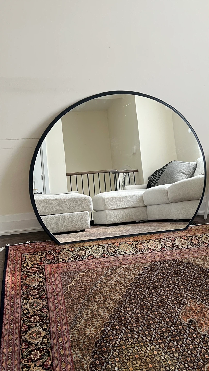Round Black Metal Frame Mirror