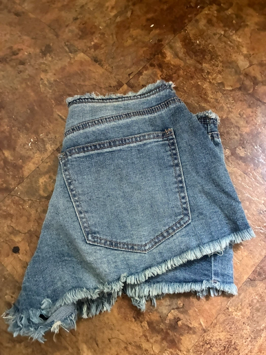 Almost Famous Women's Denim Cutoff Shorts Size 7 - photo 4