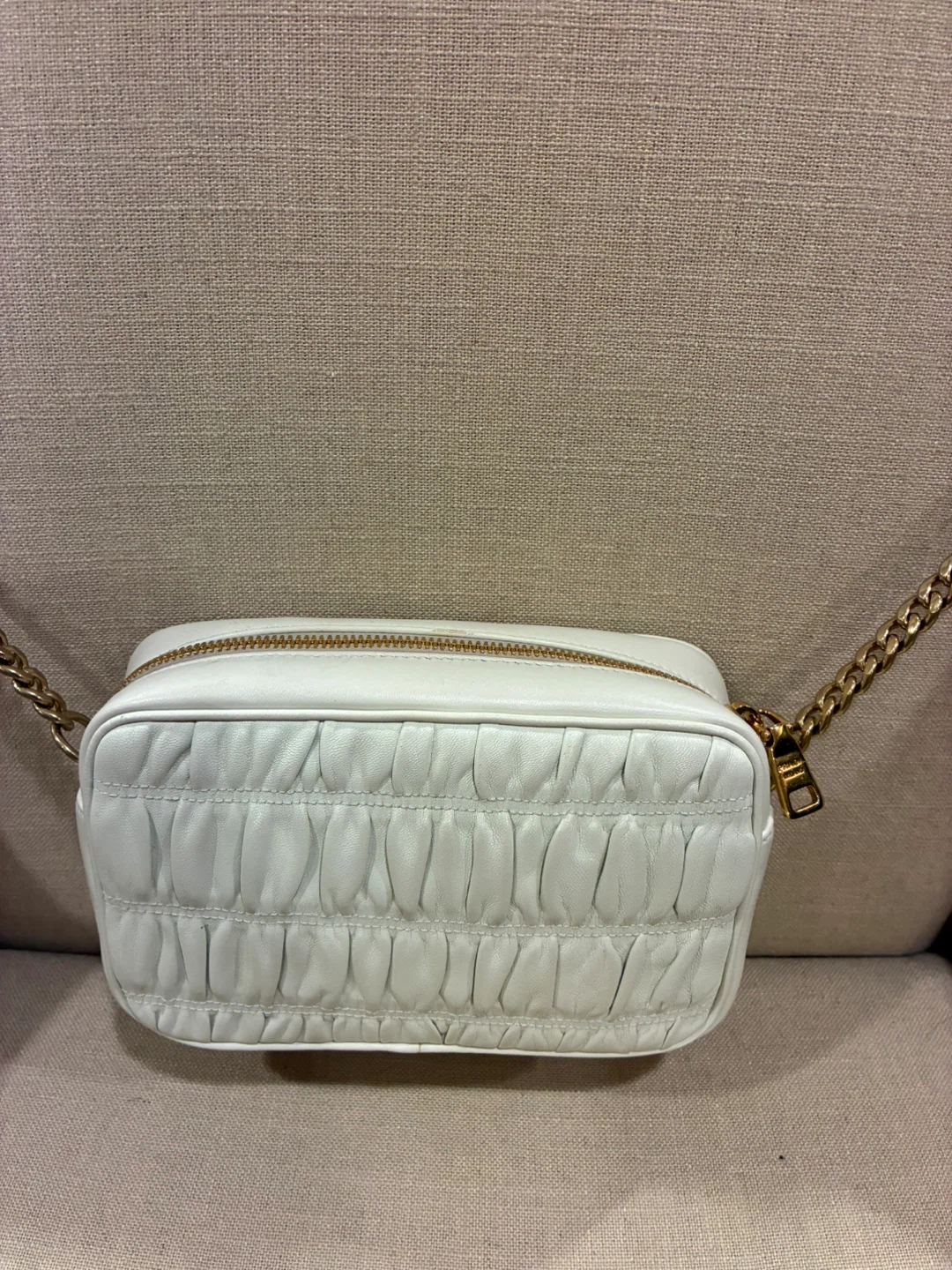 Authentic Prada White Ruched Leather Camera Bag - photo 3