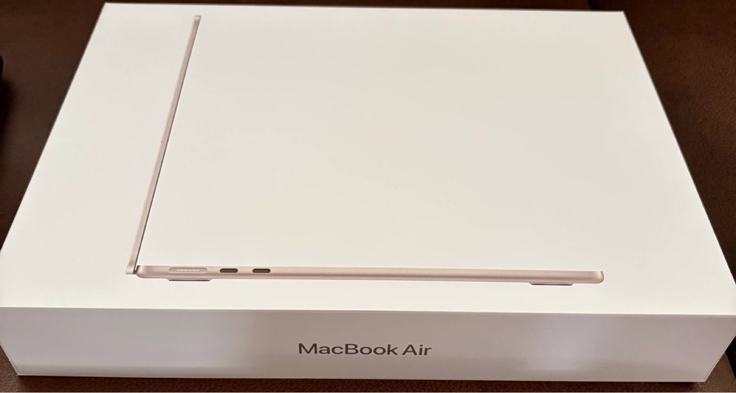 Apple MacBook Air 13-inch M4 Chip - photo 3