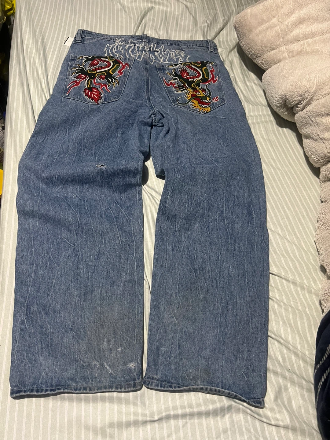 Ninth Hall Jeans Size 33 Dragon Embroidered