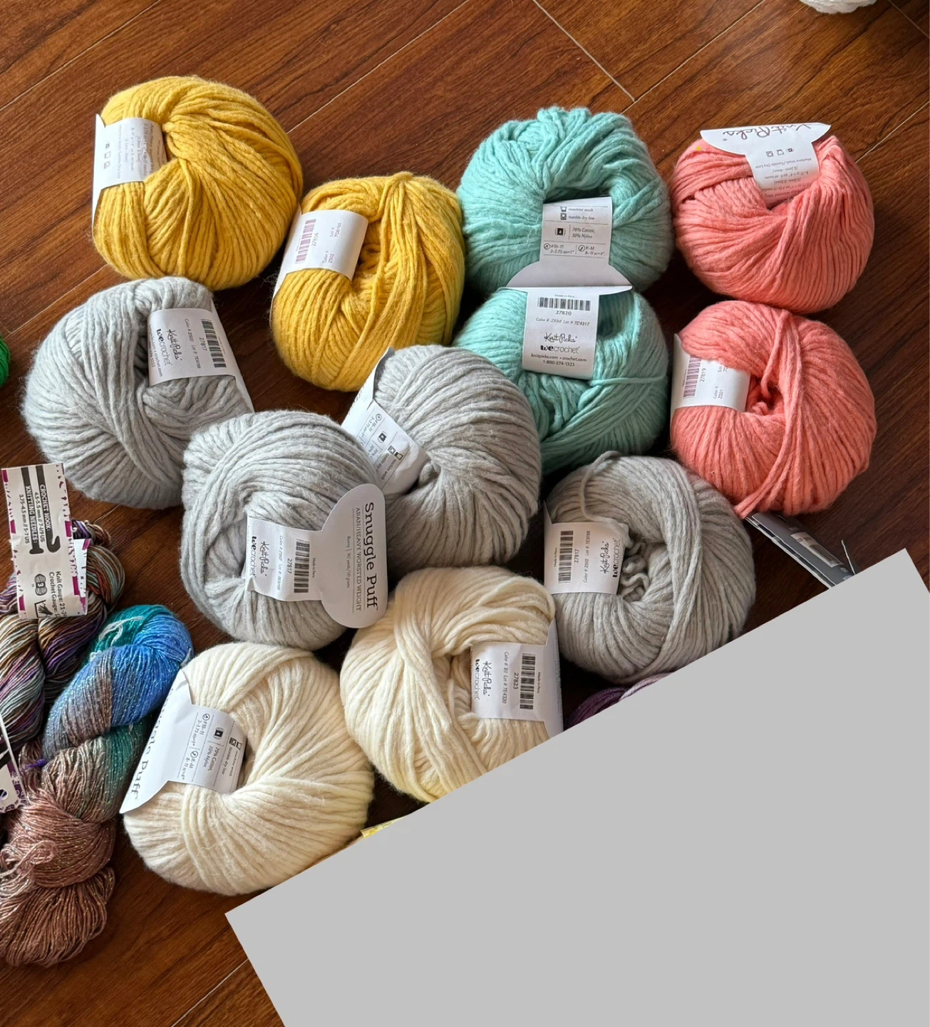 Large Assorted Yarn lot and Knitting Supplies - photo 2