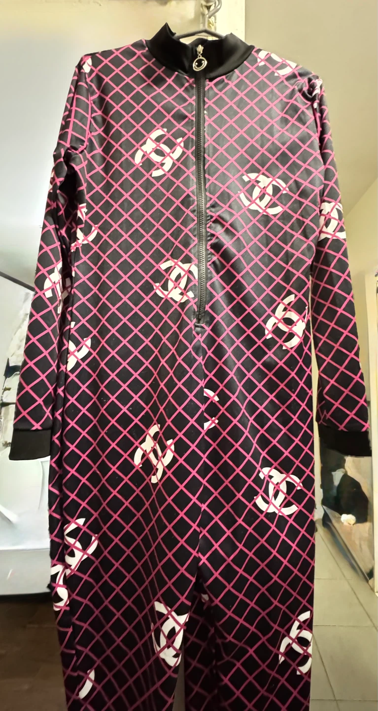 Chanel Pink & Black CC Logo Jumpsuit - photo 5