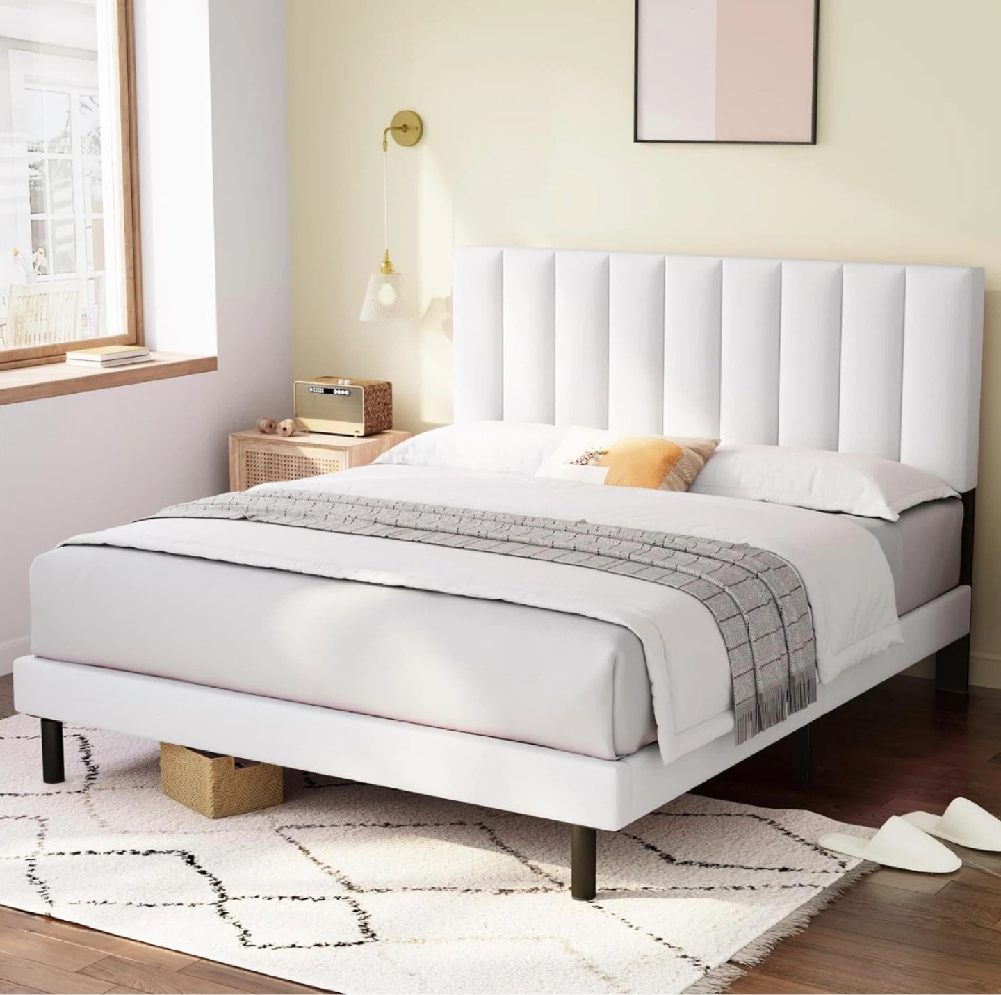 Upholstered Platform Queen Bed Frame - photo 2