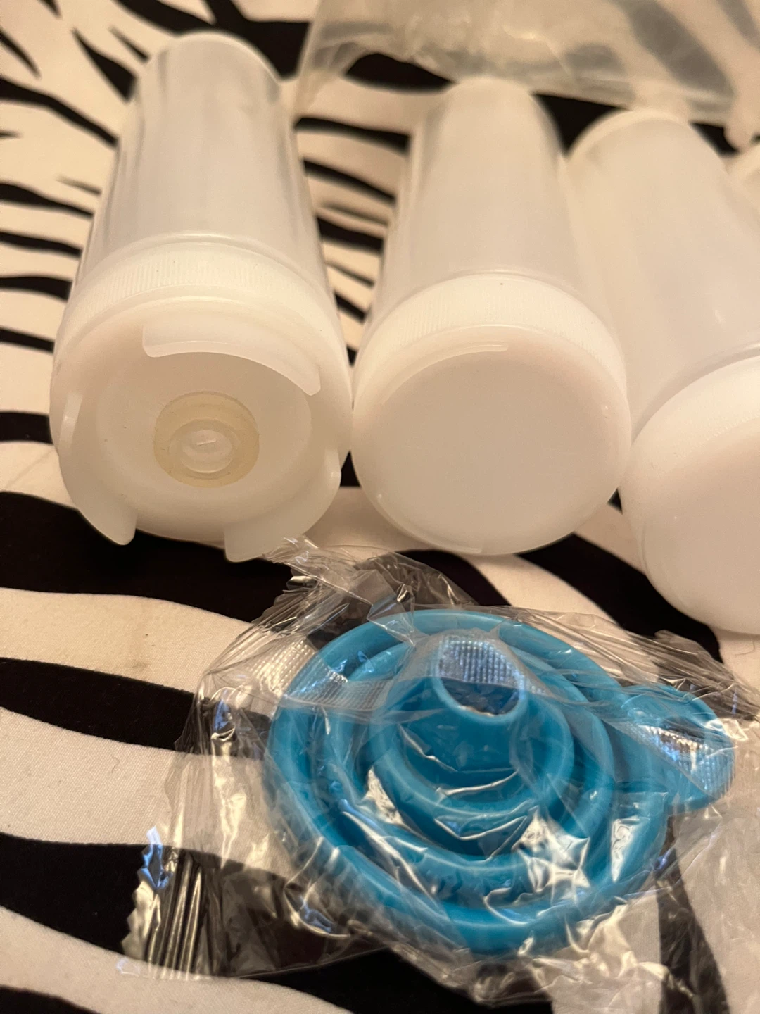 🥗 Set of 6 Condiment Squeeze Bottles with funnel and labels 🍔 - photo 2
