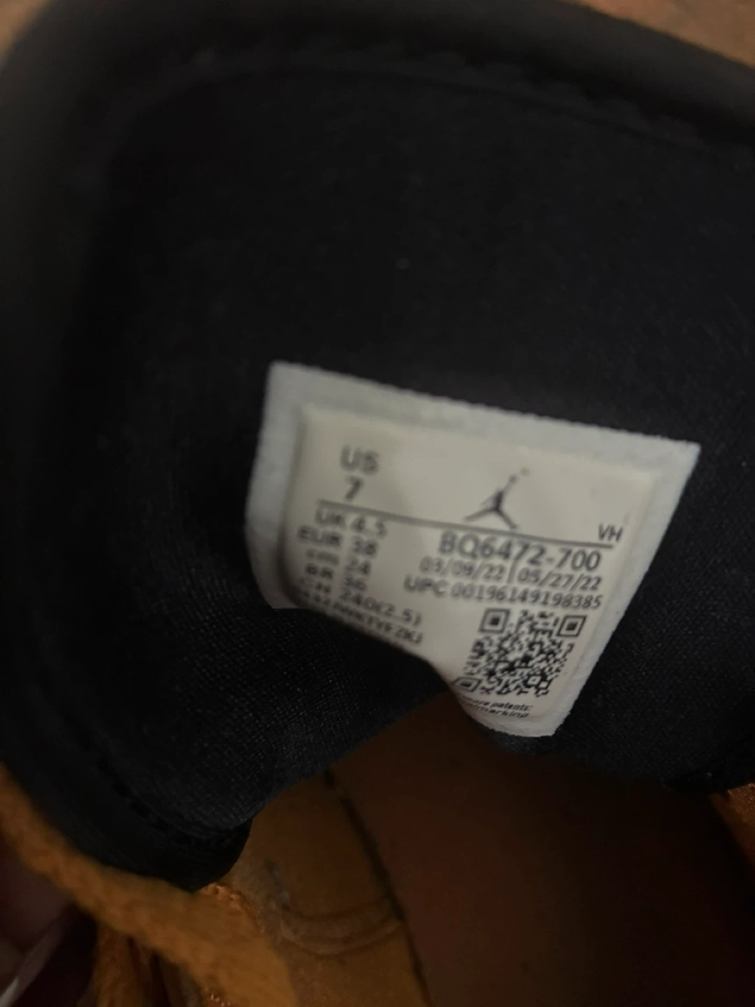 Nike Air Jordan 1 Mid sneakers in the "Chutney" colorway. - photo 2