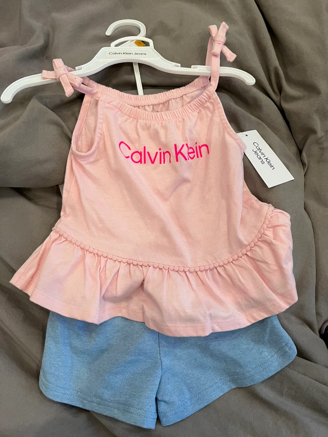 Calvin Klein Jeans Toddler 2 Piece Set Size 3T