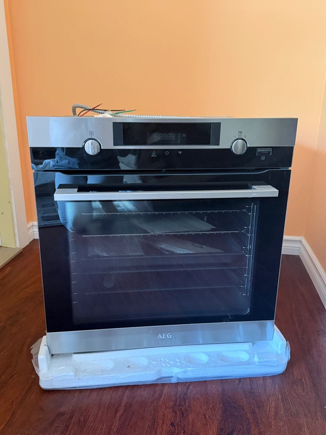 AEG Stainless Steel Electric Built-In Oven - photo 2