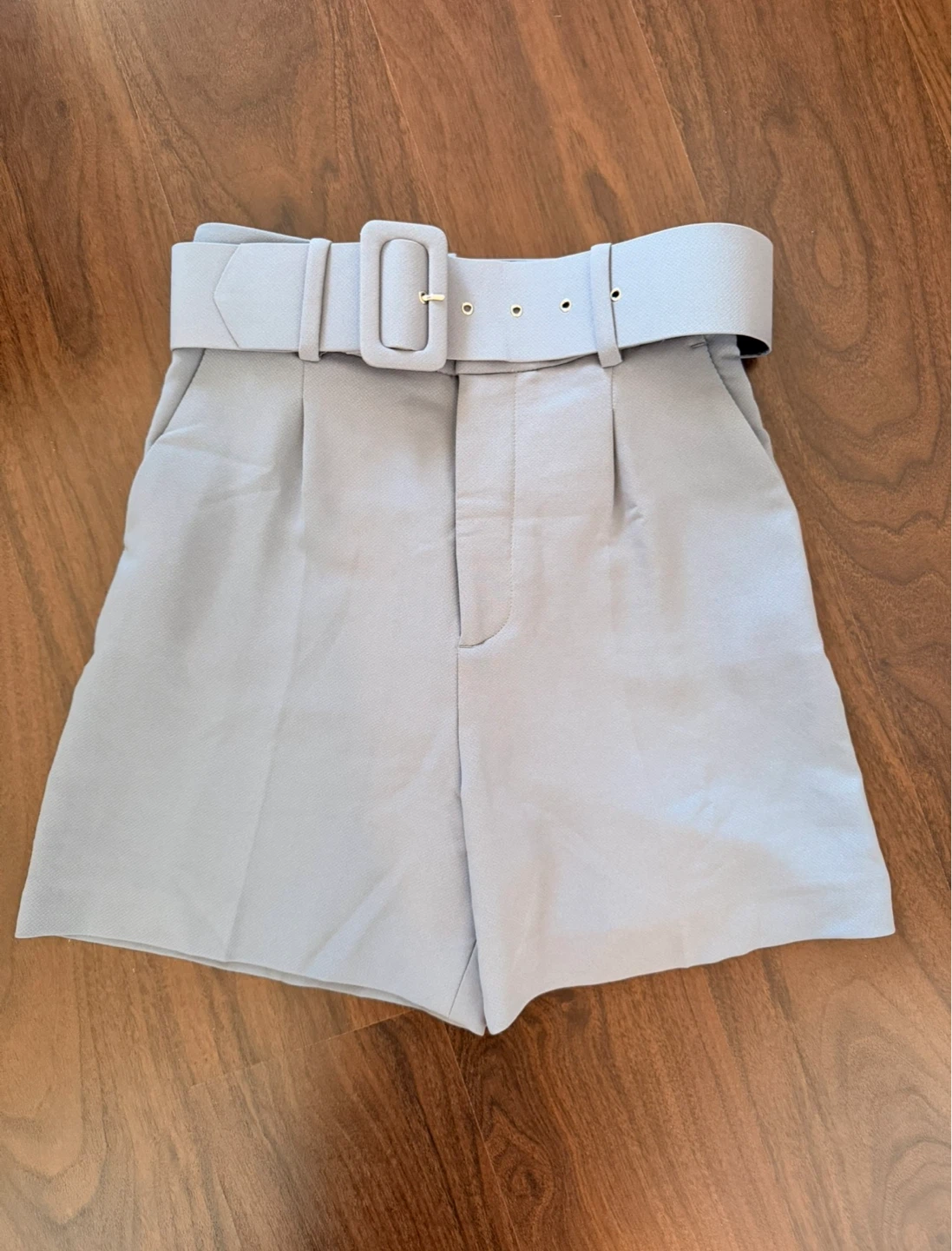 Light Gray High-Waisted Belted Shorts - photo 2