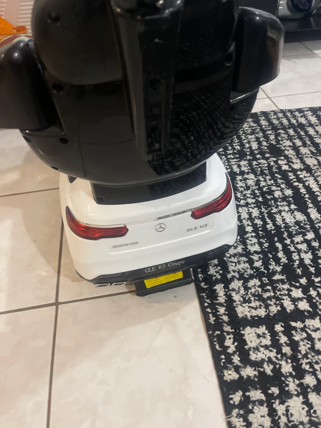 White Mercedes-Benz GLE 63 Coupe Ride-On Car for Kids - photo 4