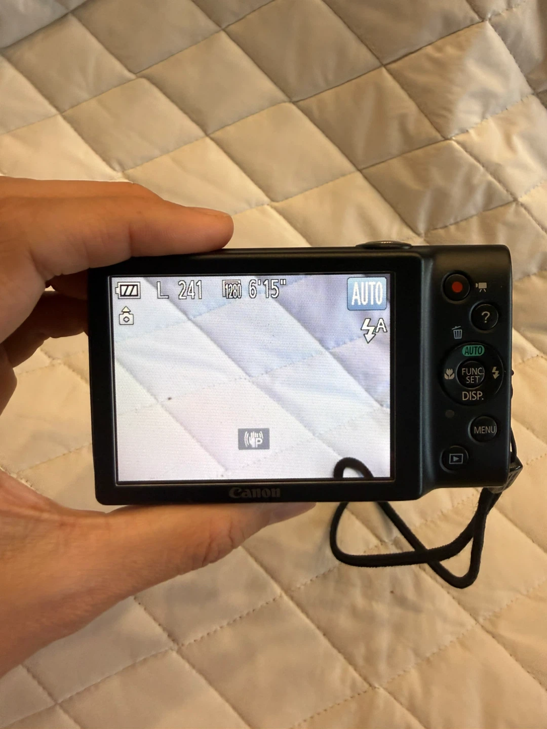 Canon PowerShot A4000 IS Digital Camera - photo 4