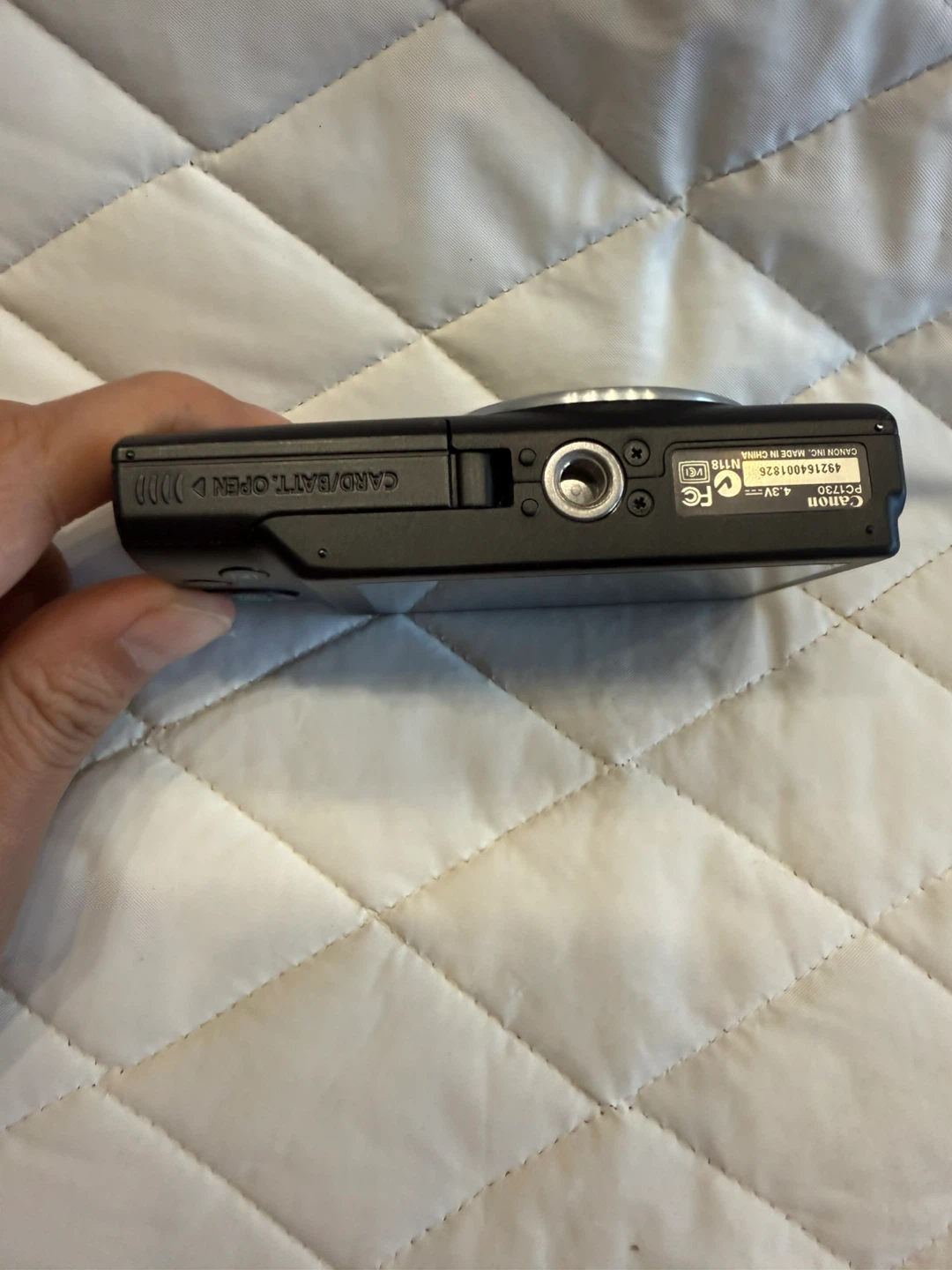 Canon PowerShot A4000 IS Digital Camera - photo 3