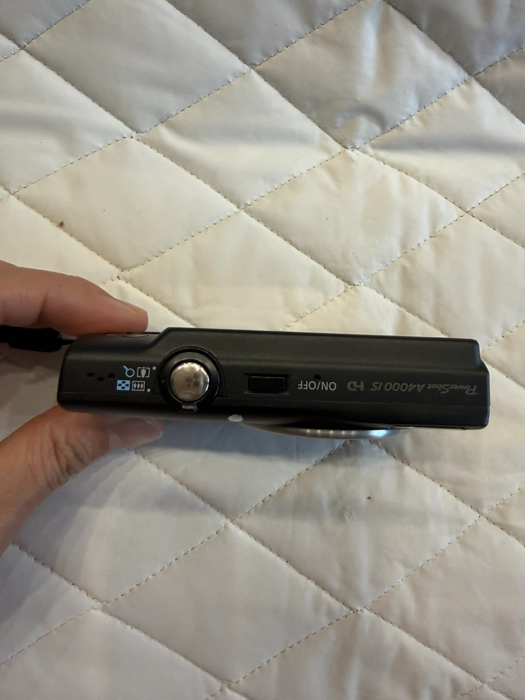 Canon PowerShot A4000 IS Digital Camera - photo 2