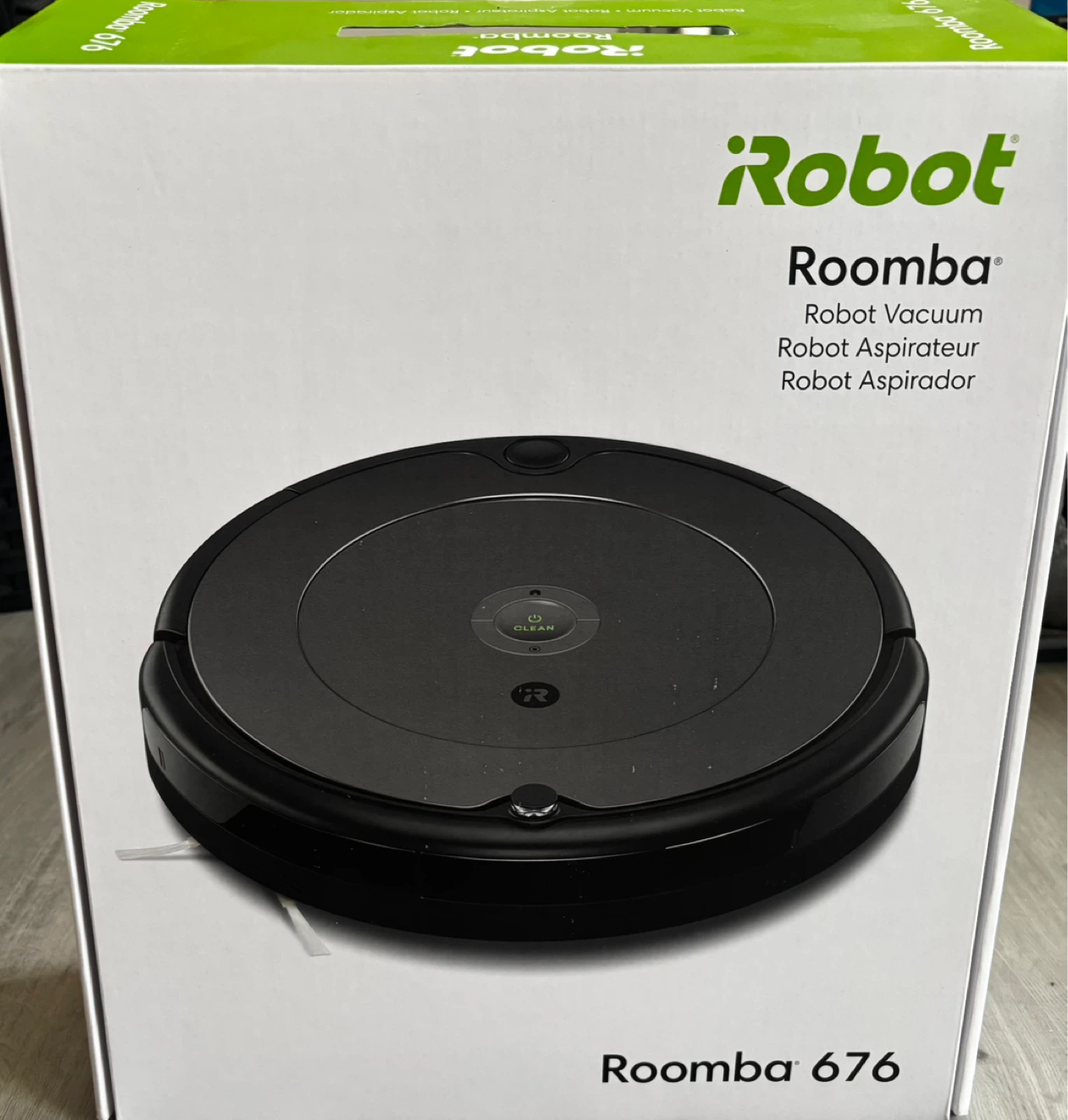 iRobot Roomba 676 Robot Vacuum Cleaner