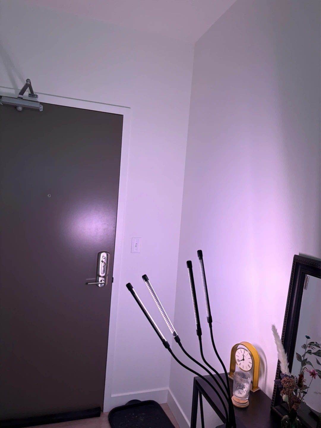 LED Light Lamp with 4 Flexible Goosenecks - photo 2