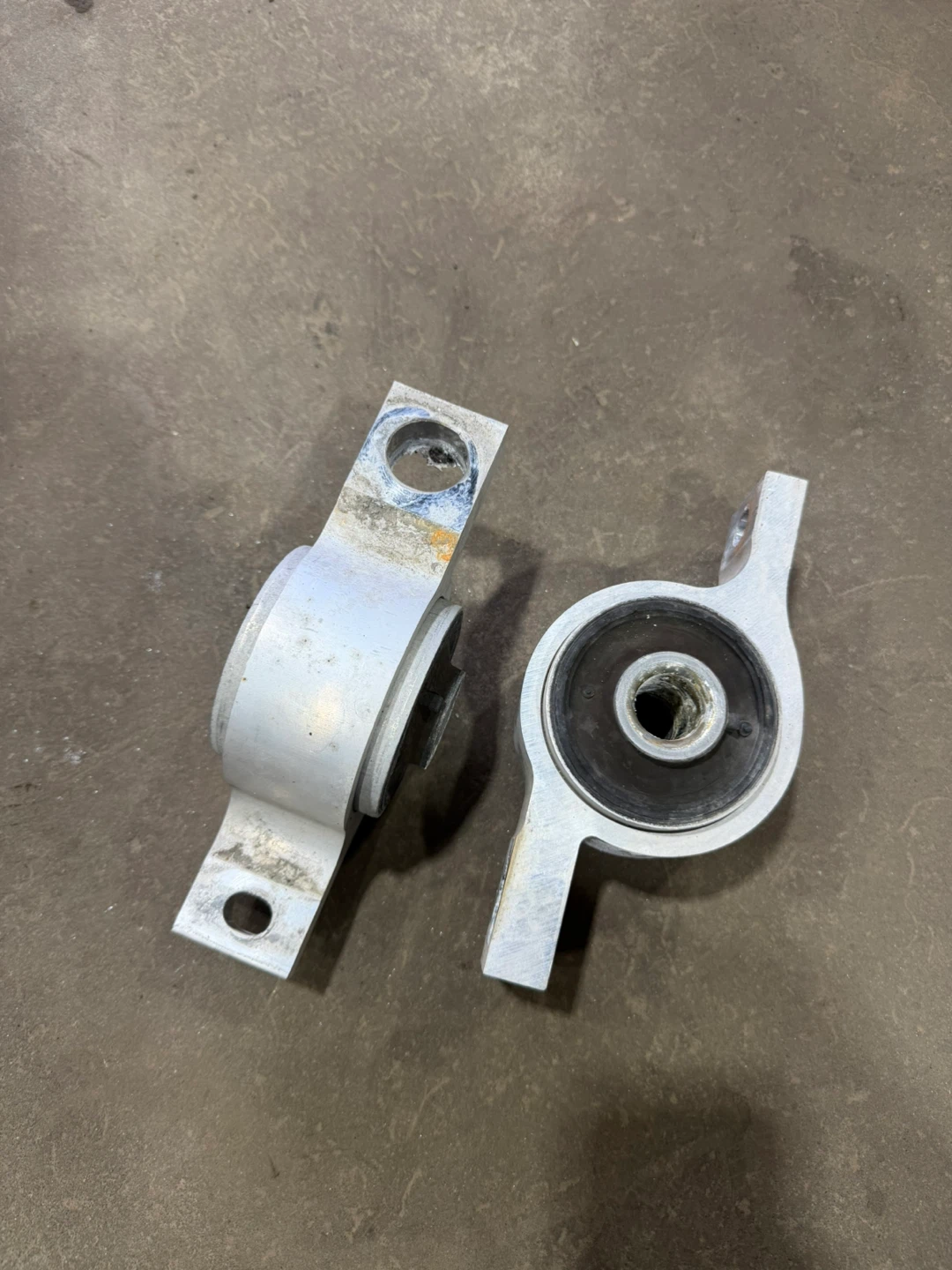 OEM Front Bushings For Sale | Lexus IS 350 AWD 2023 - photo 2