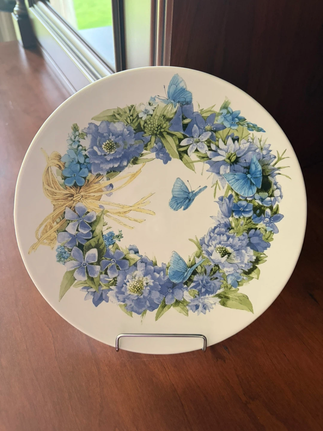 Hallmarks Marjolein Bastin Blue Skies Series Collector Plate