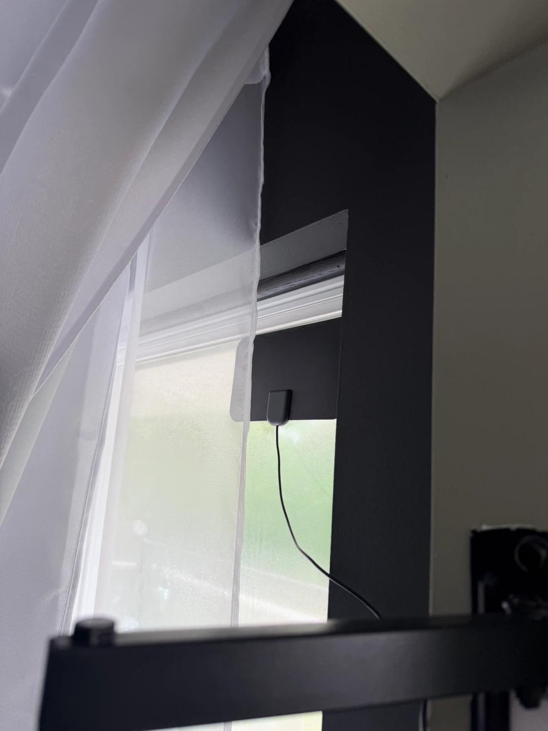 Westinghouse Roku Smart TV + Wall Mount + Antenna Included - photo 5
