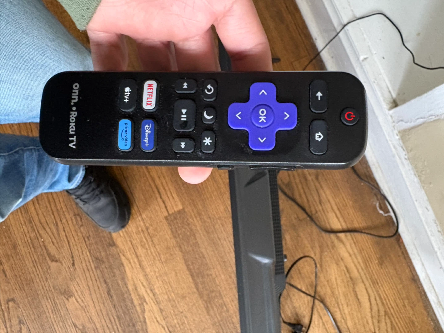 Onn. Roku TV Remote Control - photo 3