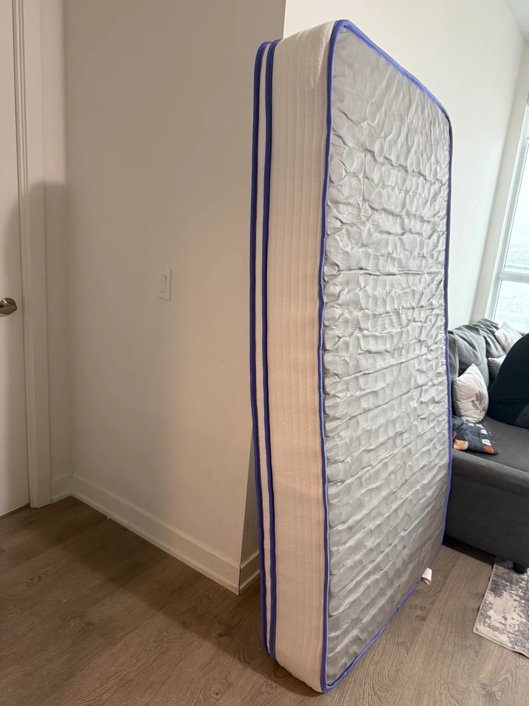 Twin Size Mattress - Clean and Comfortable - Like New - photo 2