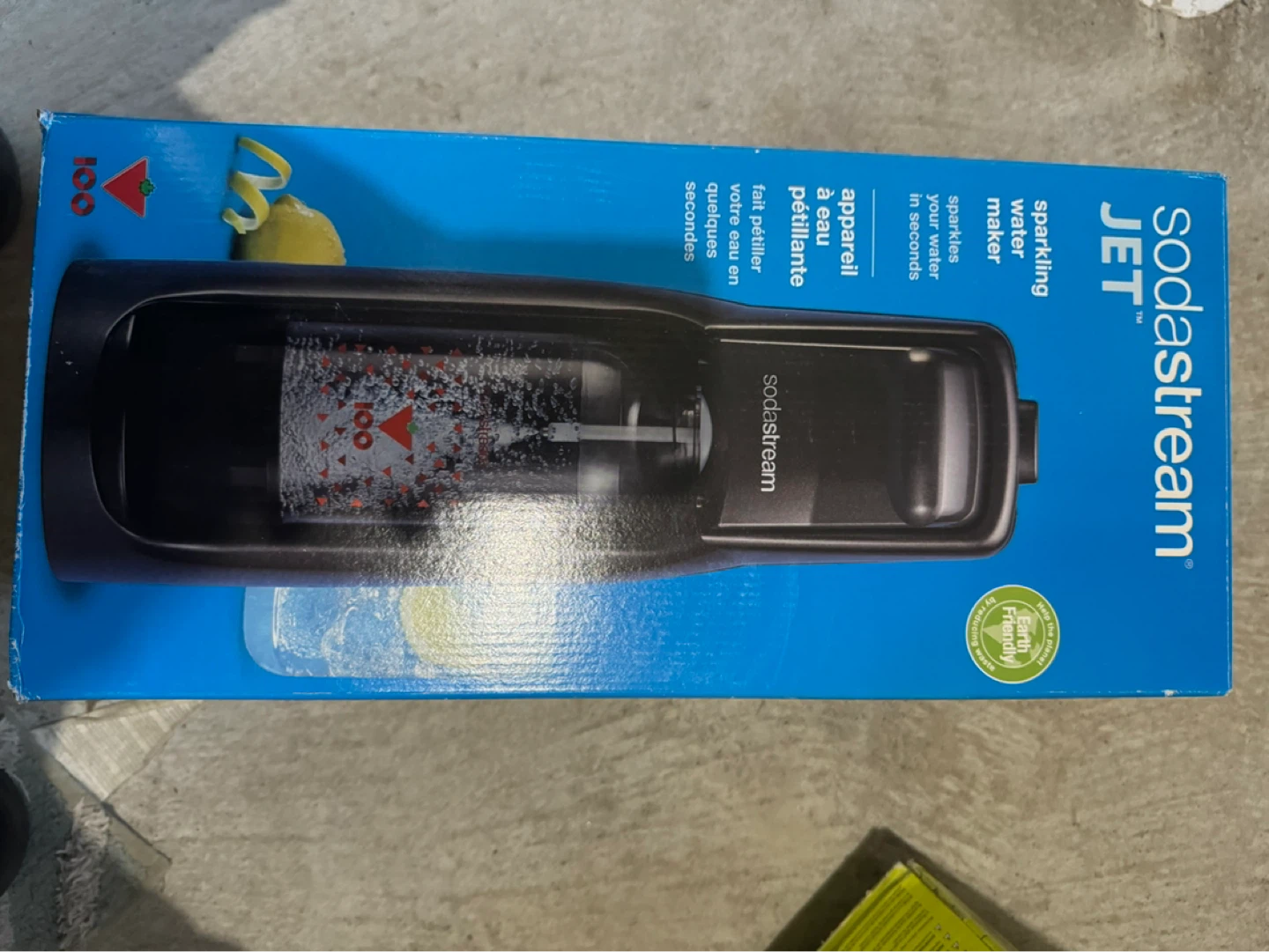 SodaStream JET Sparkling Water Maker