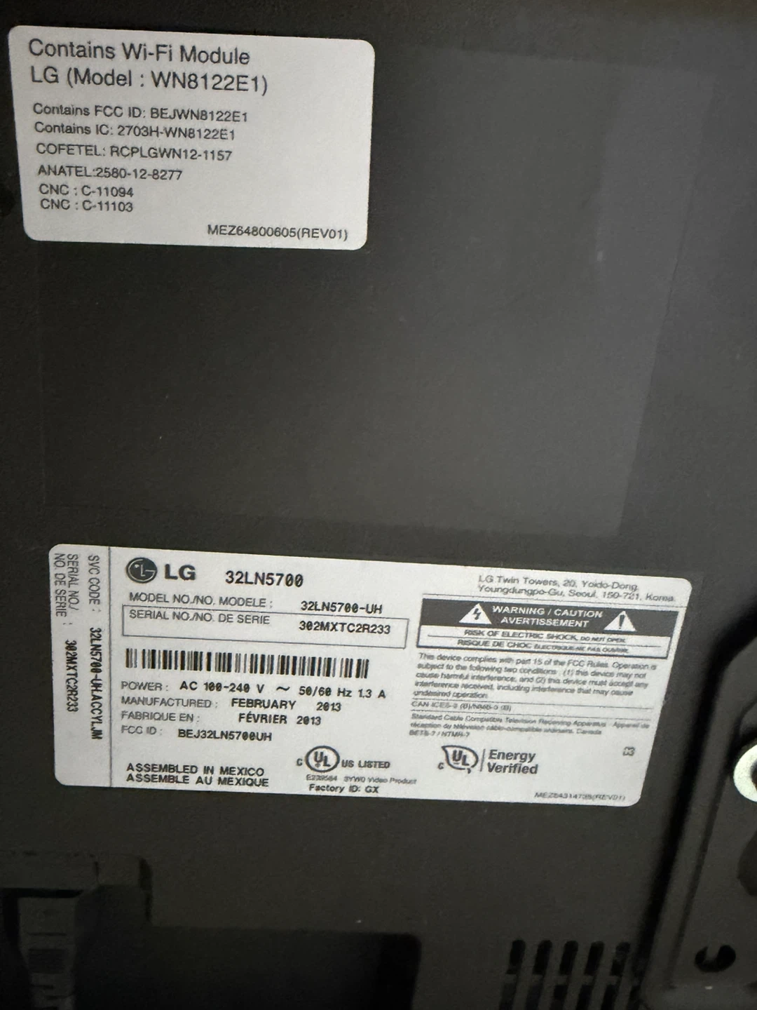 LG 32" Smart TV with Remote - photo 4