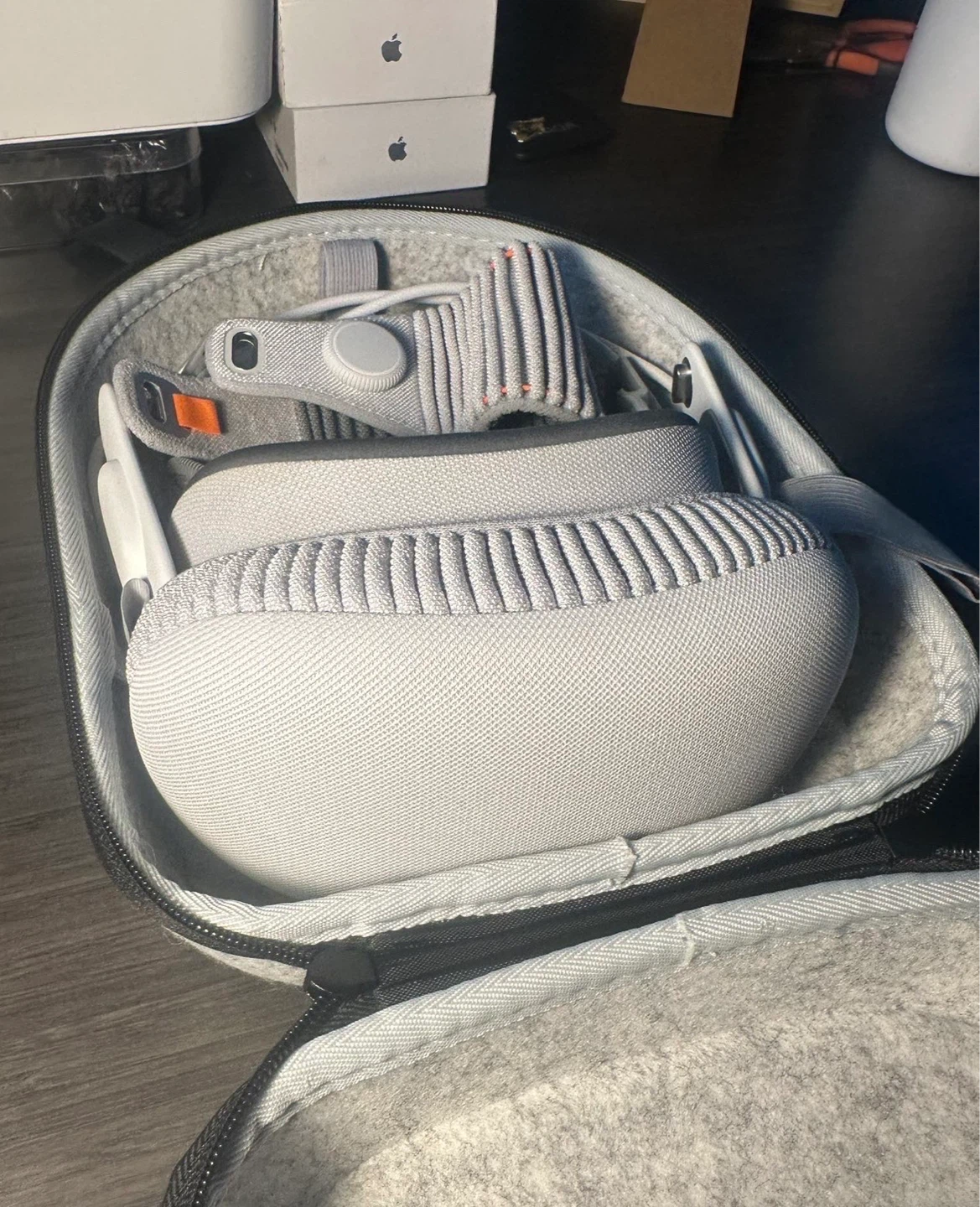 Apple Vision Pro VR Headset with Case - photo 3