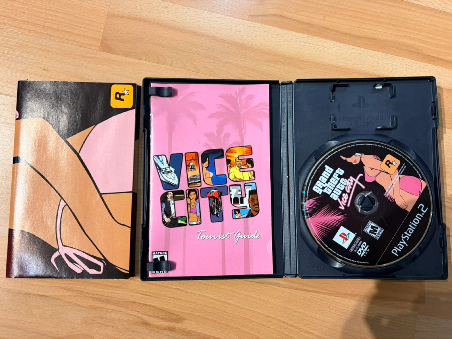 PlayStation 2 Grand Theft Auto: Vice City - photo 2